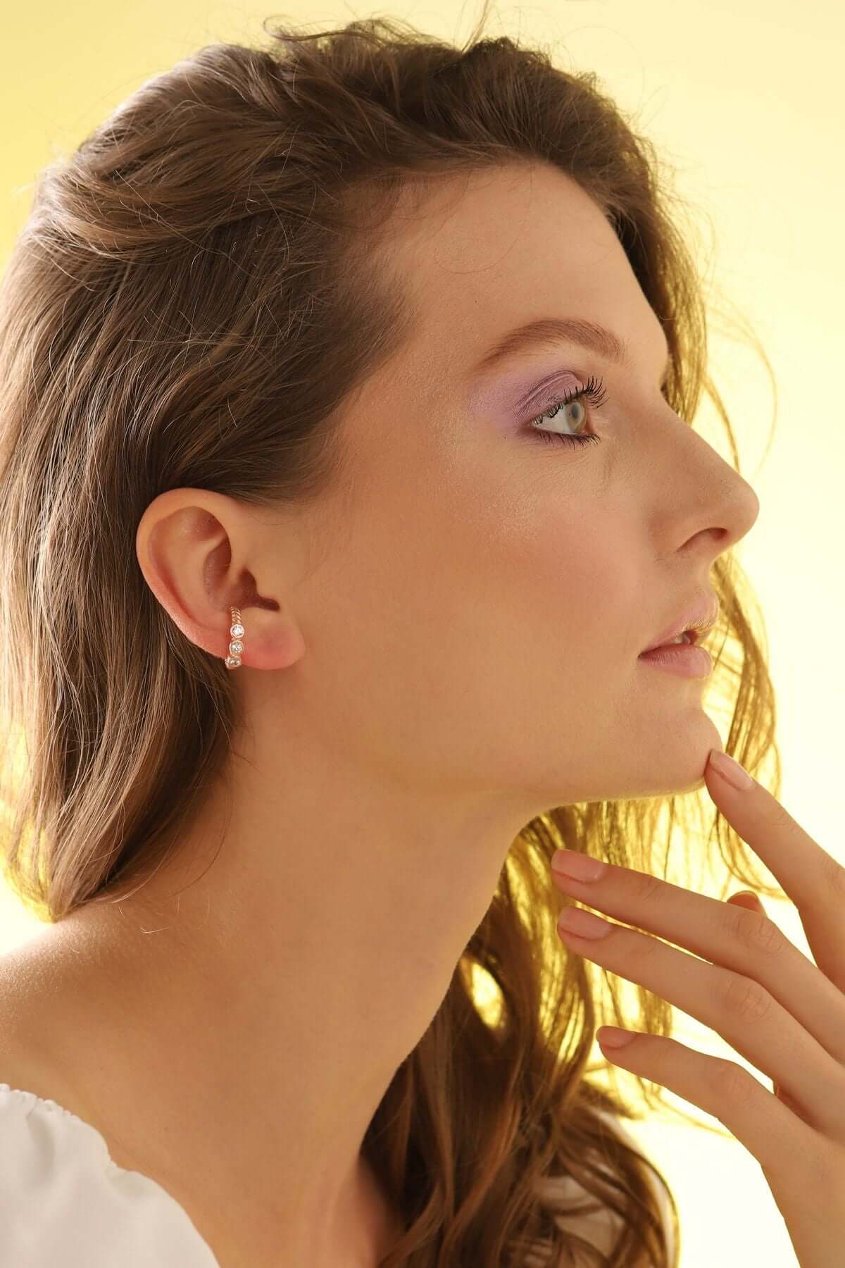 Zirkon Taşlı 925 Ayar Gümüş Burgu Küpe - ÖzelSen