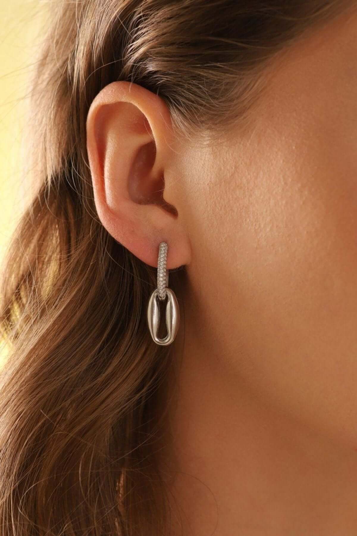 Zirkon Taşlı Dikdörtgen 925 Ayar Gümüş Küpe - ÖzelSen