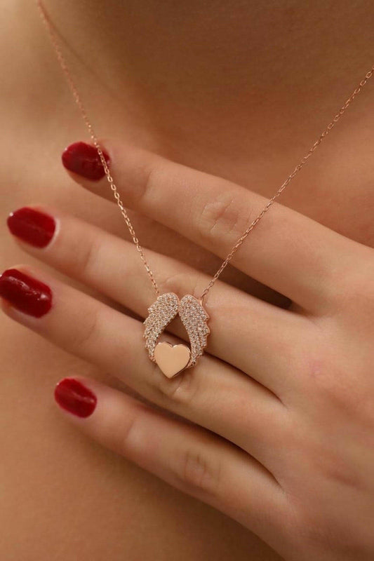 Zirkon Taşlı Melek Kanadı Kalpli Gümüş İsimli Kolye - ÖzelSen